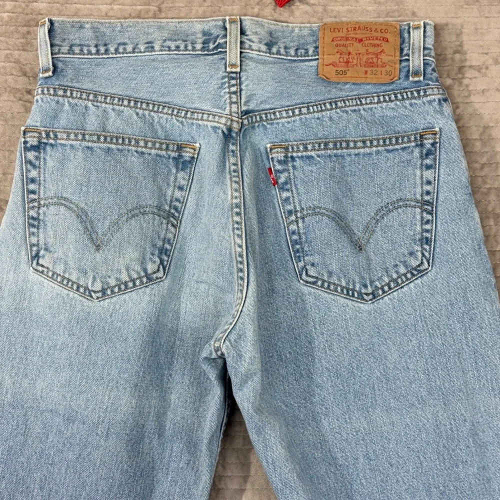 Levis 505 Regular Fit Jeans 32x30 Light Wash Blue Straight Leg Denim 005054834‎